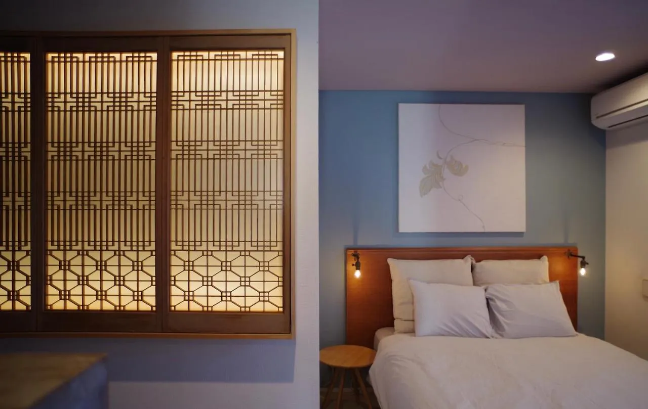Apartment Sango Katase Guest Rooms Fujisawa Japan